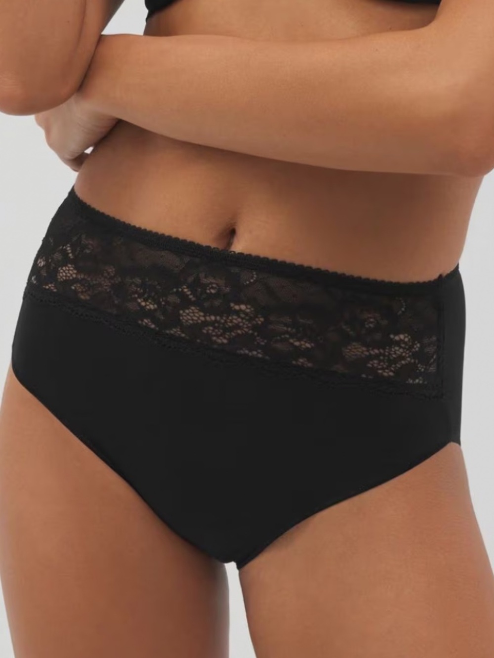 SOMA | Women's Black Lace Trim Bikini Panties